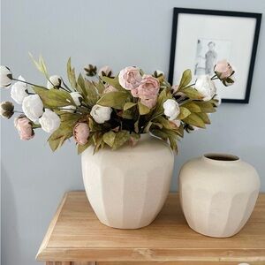 VIRAL Ashland Peonies- Tan and Cream